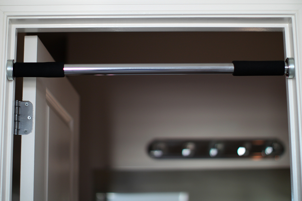 5 Best Pull up Bars For Your Home 2018 Guy Standard